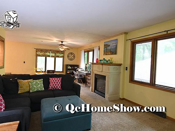 23 x 16 Living Room