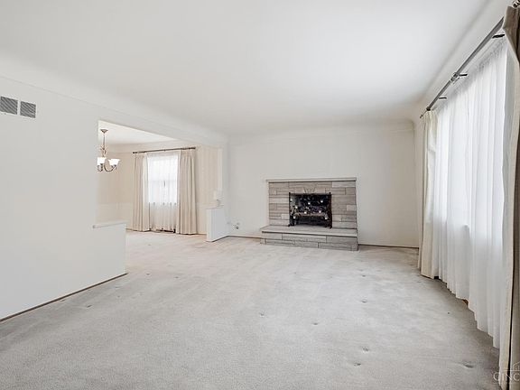 4th image of 6639 Plantation Way