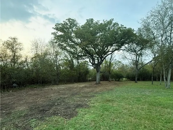 0 W Barton St, Calvert, TX 77837