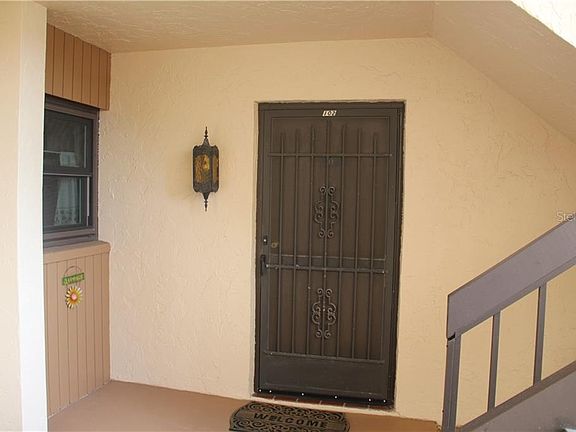 2nd image of 2424 Clubhouse Cir Unit 102