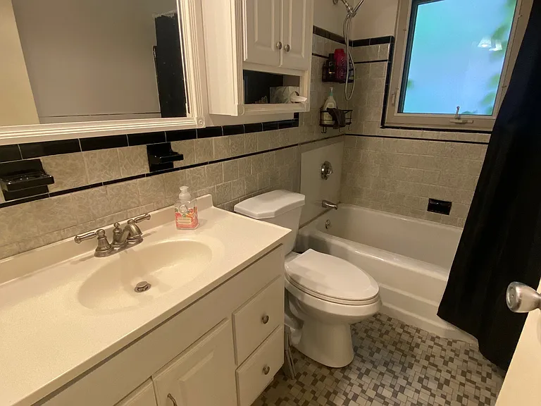 275 Tappan St #1 — Photo 12
