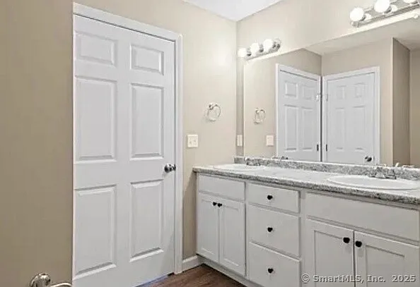 470 Norwich Rd — Photo 13