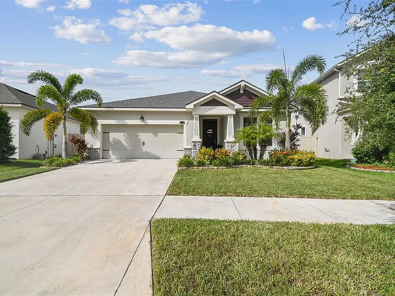 11514 Cedar Valley Dr — Photo 1