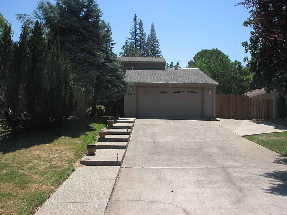 1st image of 2631 Hoffman Ct