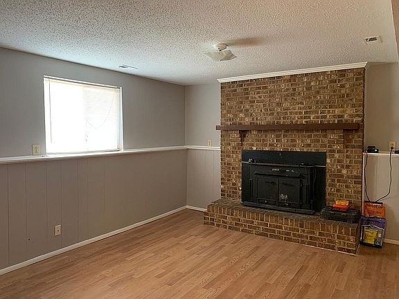 4th image of 6403 Big Oak Ln