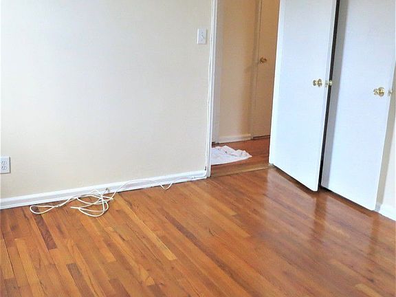 5th image of 8435 Lander St APT 1J