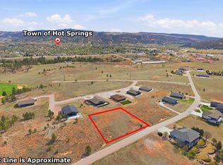 315 Meadowlark Dr, Hot Springs, SD 57747