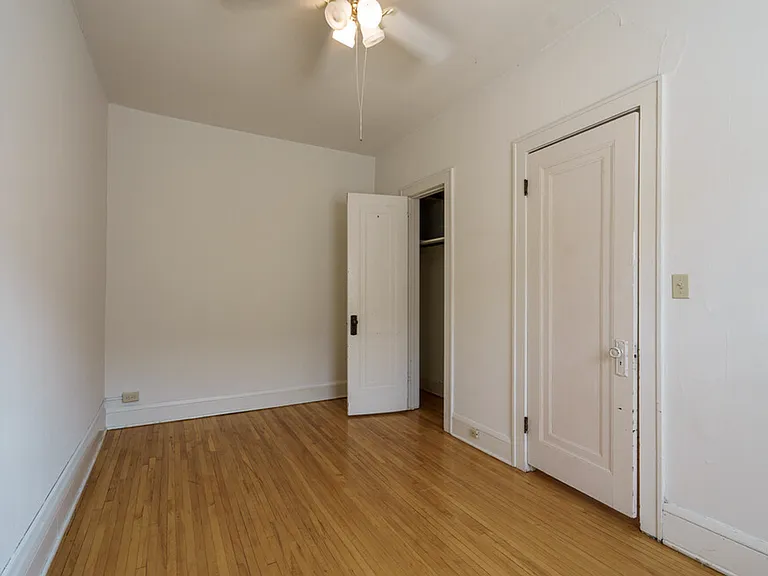 2400 Harriet Ave Apartments | Origen Living — Photo 6