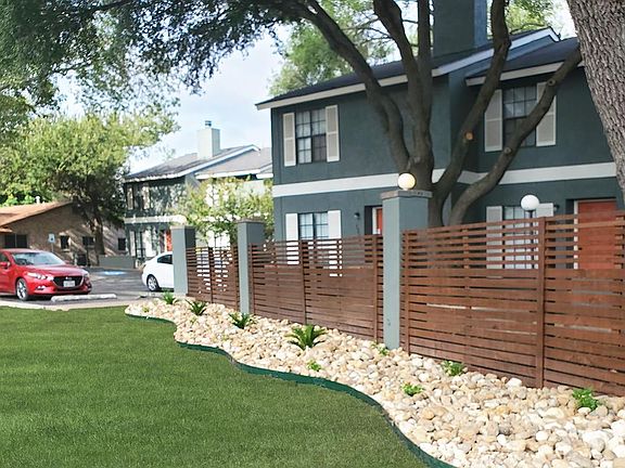 3rd image of 12125 El Sendero St