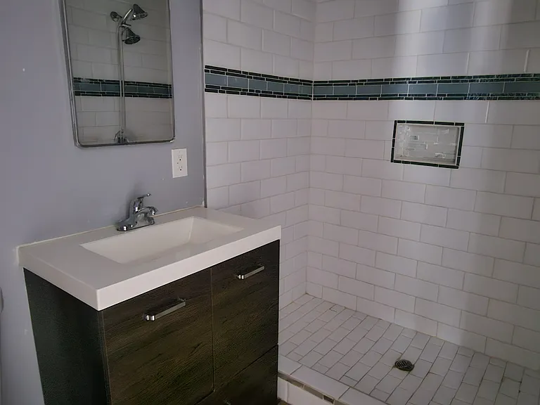 3827 E Cheery Lynn Rd #2 — Photo 7