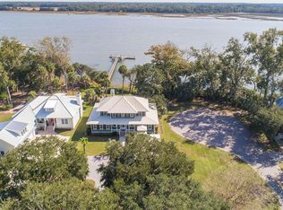 2 Sheffield Ave, Beaufort, SC 29907