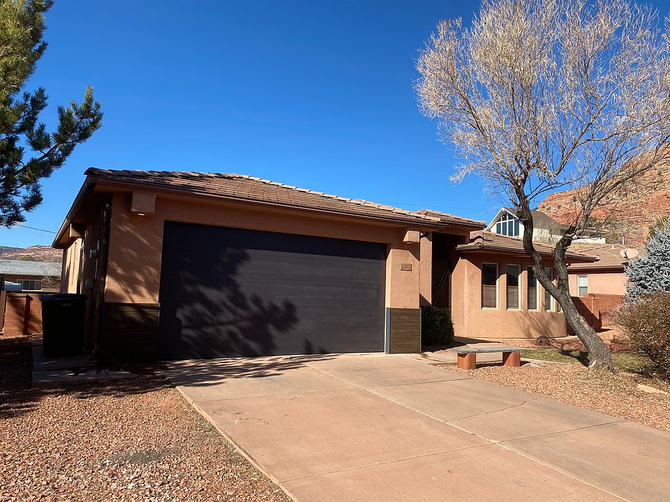 1st image of 336 W Los Barancos Ln