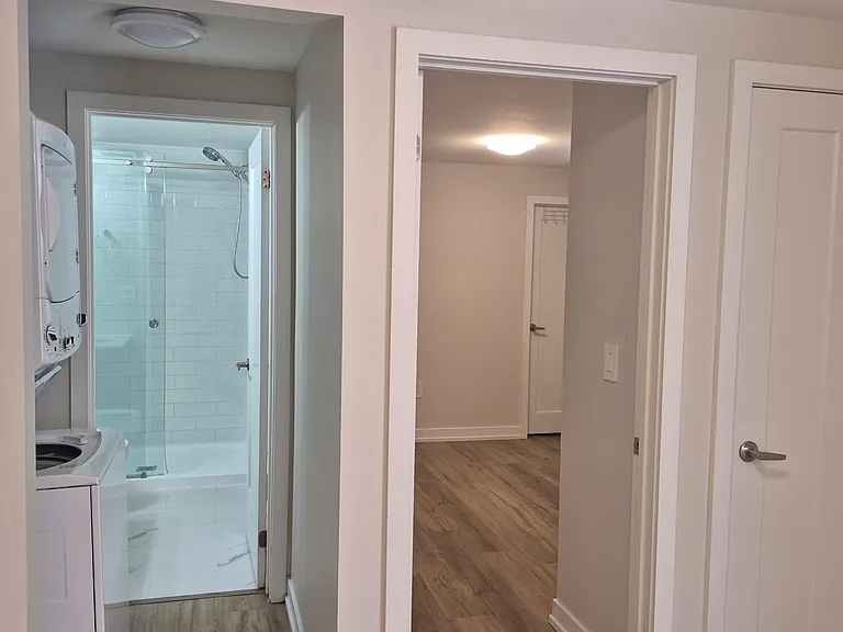 253 Dain Ave #BASEMENT — Photo 12
