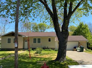 W1160 Pointsetta Rd, Genoa City, WI 53128