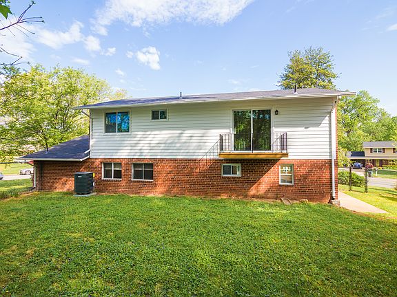 2nd image of 5101 Richardson Dr