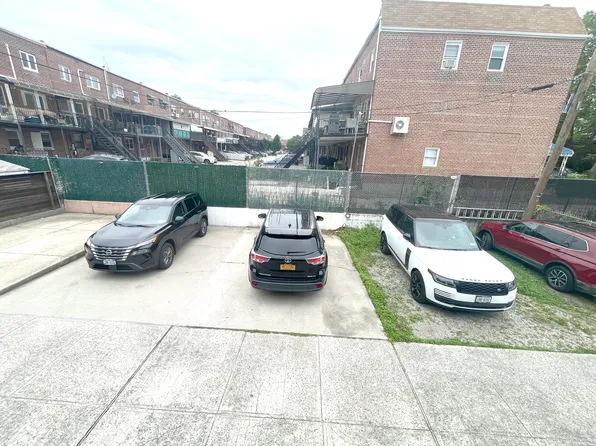 2963 Voorhies Avenue image 53 of 53