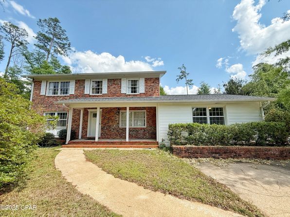 3386 Caverns Rd, Marianna, FL 32446