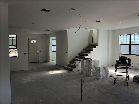 4th image of 2344 2nd Ave N