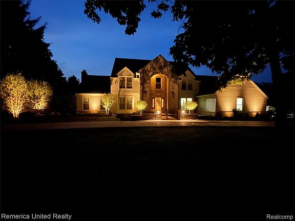 2nd image of 12825 Larkins Rd