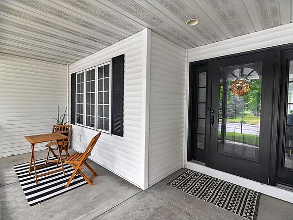 5th image of 1128 Virdon Dr