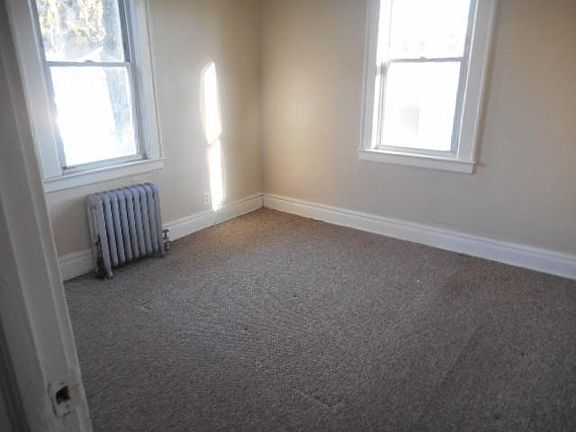 5th image of 112 Cleremont Ave Floor 1