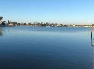 845 Bay Point Dr, Madeira Beach, FL 33708