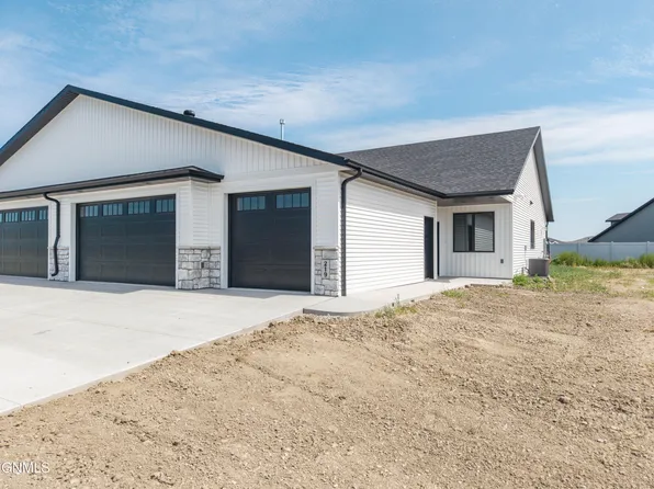 219 Kamrose Dr, Bismarck, ND 58504