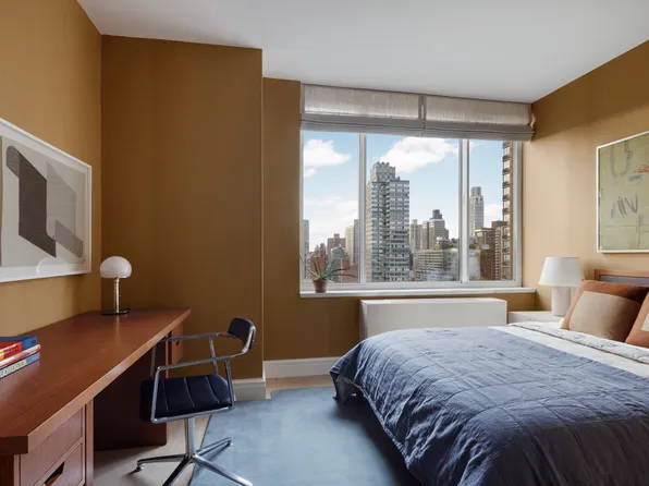 400 East 84th Street image 5 of 19