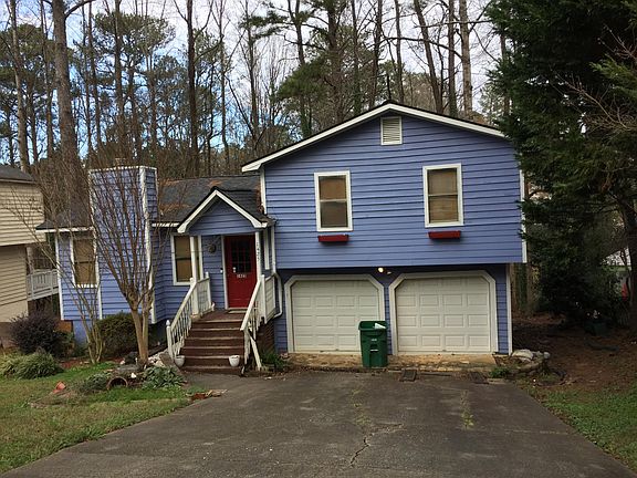 2nd image of 1425 Silver Lake Dr