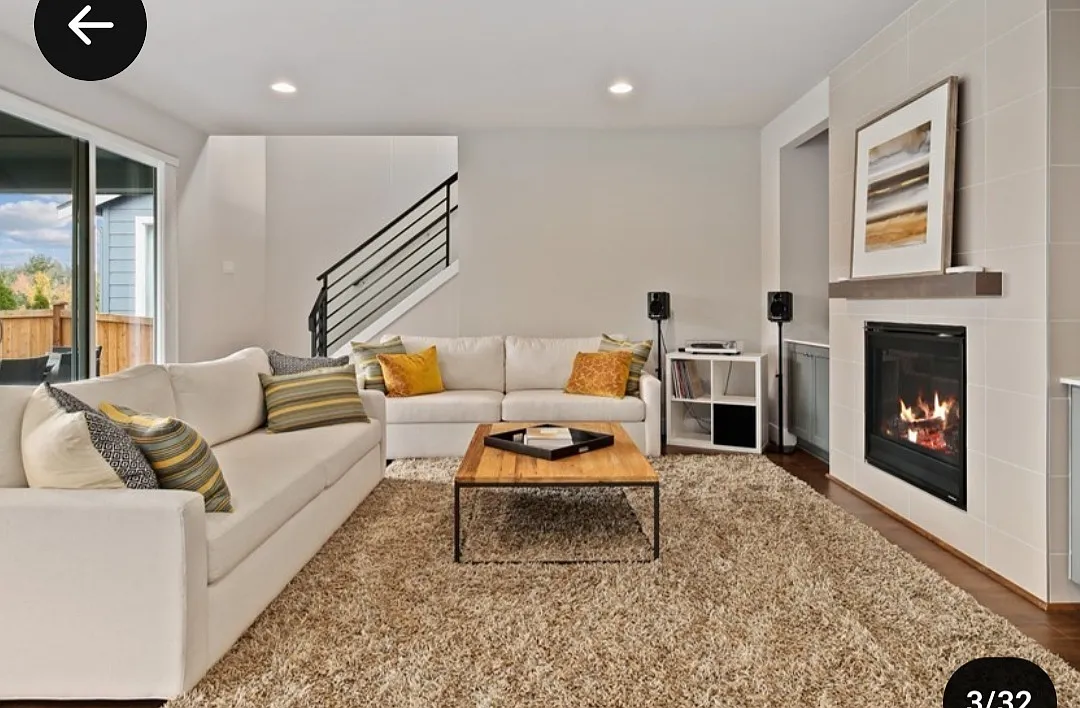4 bed, 3150 sqft, $4,314 — Photo 2
