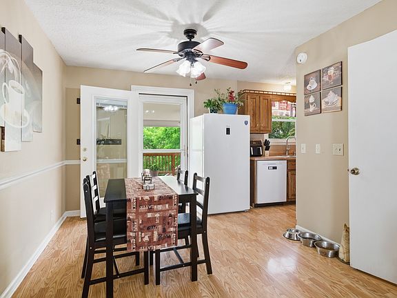 5th image of 185 Township Dr