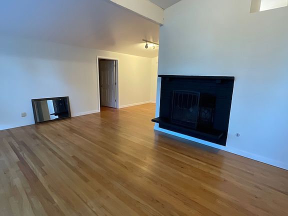 4th image of 1921 154th Ave SE