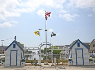 7 East Blvd, East Rockaway, NY 11518