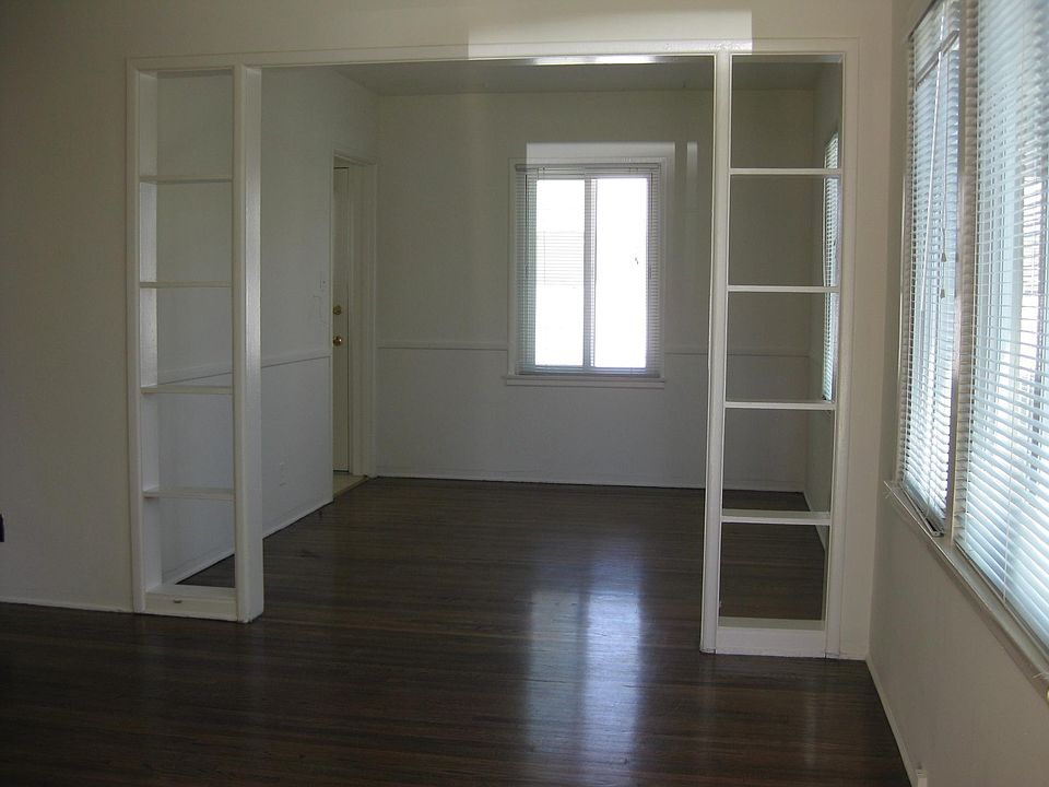 1st image of 5930 N Cahuenga Blvd
