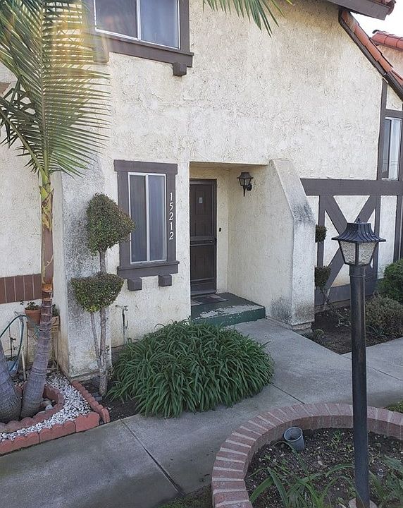 1st image of 15212 Ramona Blvd