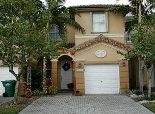 11635 NW 78th Ln, Doral, FL 33178