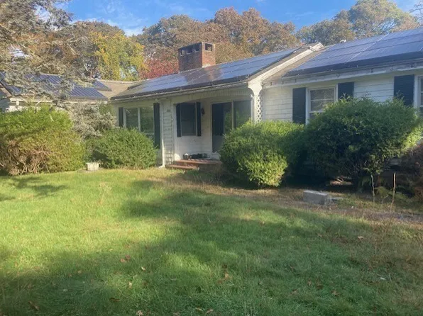 444 River Rd, Westport, MA 02790