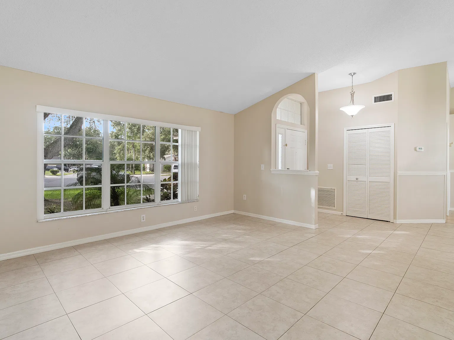 2317 Rothenfeld Ct — Photo 4