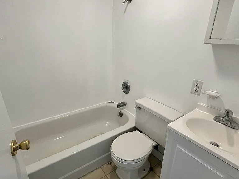 48 Main St #39 — Photo 7