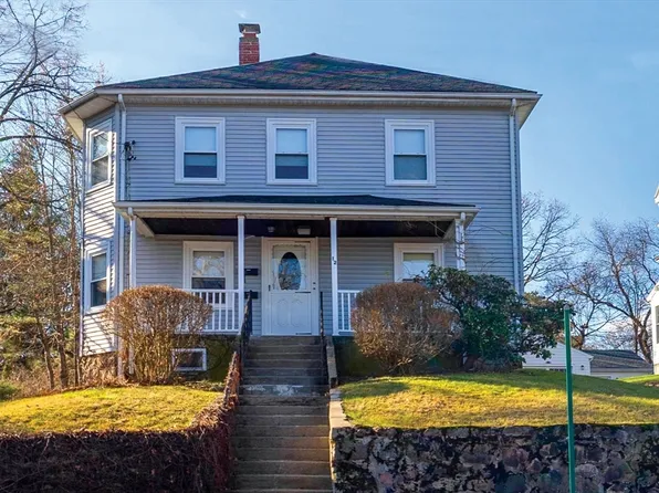 12 Donizetti St, Wellesley, MA 02482