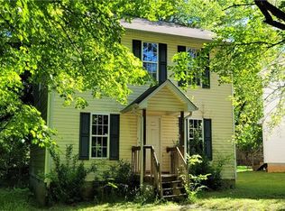 3902 Causey St, Greensboro, NC 27407