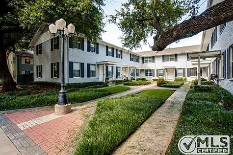 3rd image of 4722 Bradford Dr #4722B