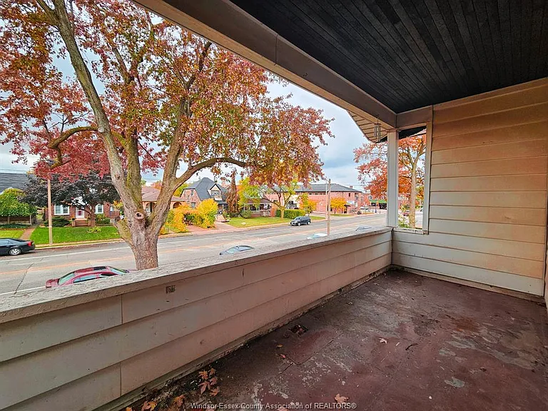 1342 Parent Ave #UPPER — Photo 5