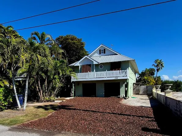 2308 Canasta Dr, Bradenton Beach, FL 34217