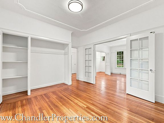 5th image of 605 Scott St APT 1
