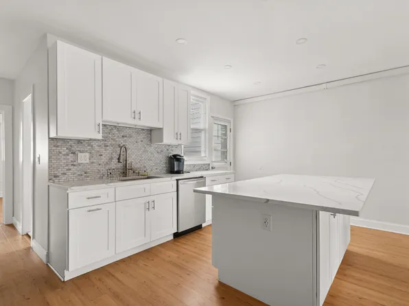 127 Terhune Ave Floor 2, Jersey City, NJ 07305