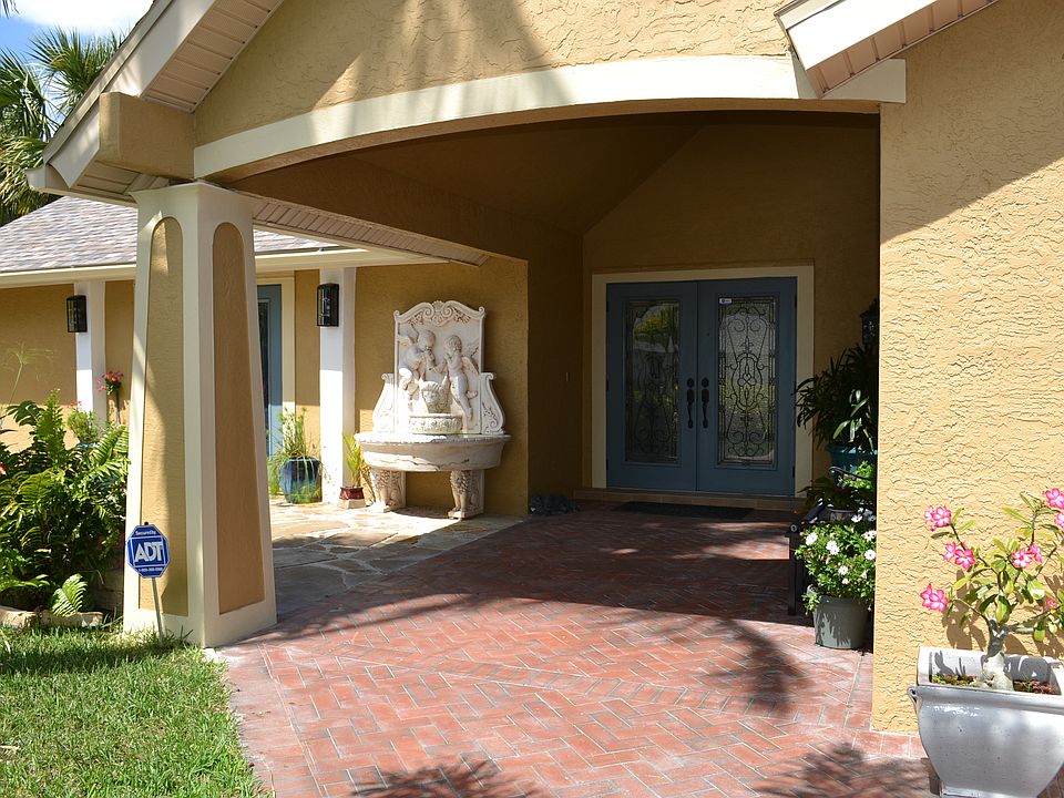1st image of 1223 SW 52nd Ter