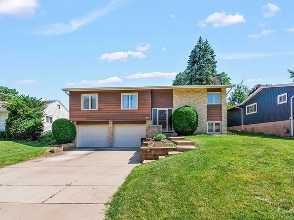 1500 W 6th St, Cedar Falls, IA 50613