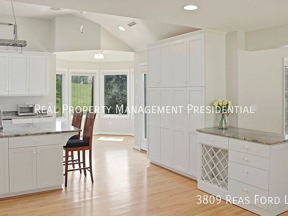5th image of 3809 Reas Ford Ln