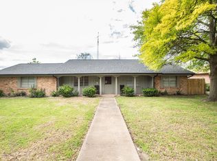 503 Crestline Dr, Forney, TX 75126